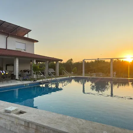 Elia Pool Party & Relax By Bookvillaeu *