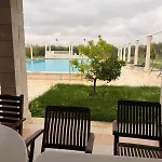 别墅 Elia Pool Party & Relax By Bookvillaeu *